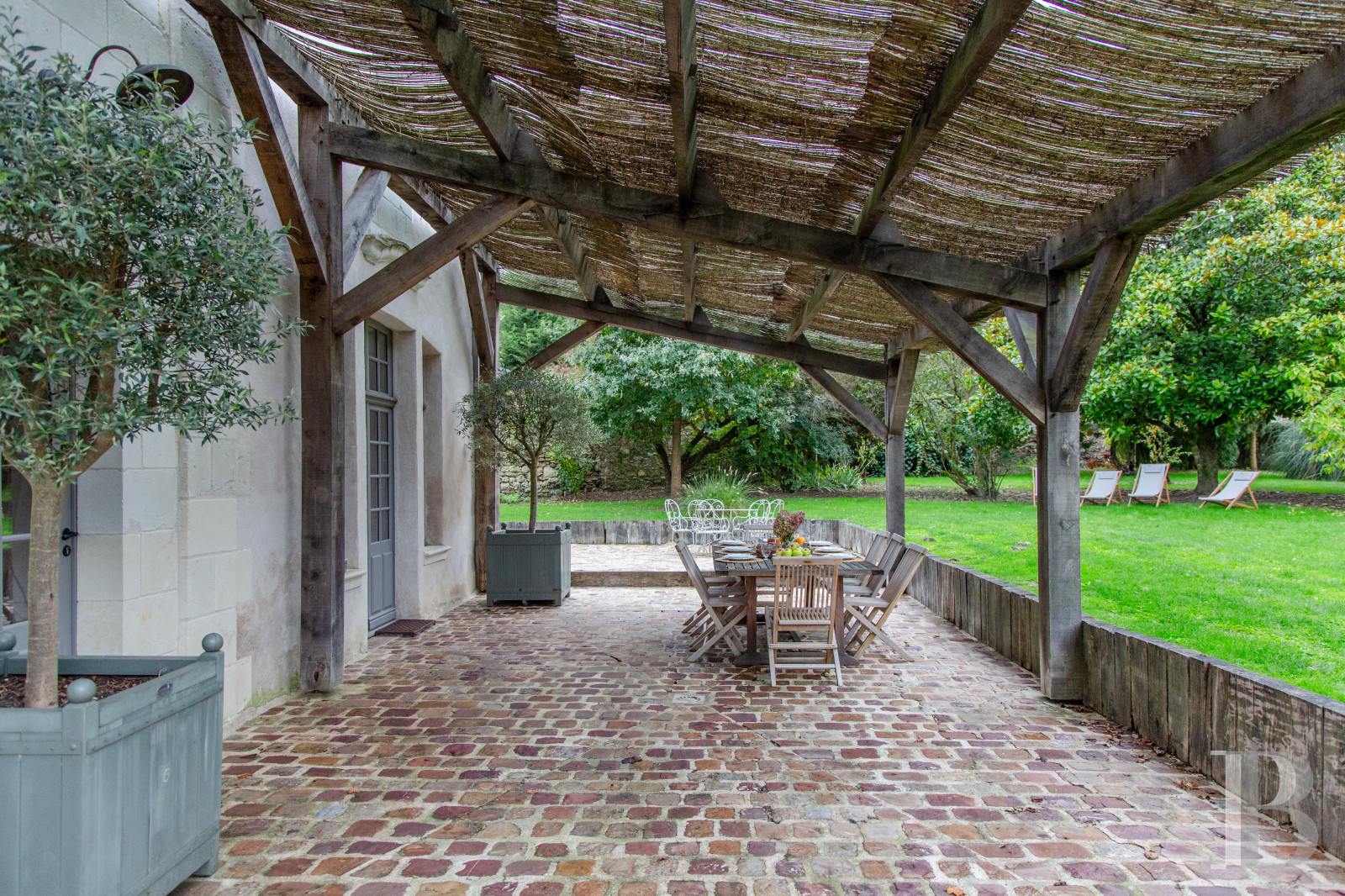 En Anjou, à l’ouest de Saumur,  un ancien presbytère du 18e siècle en bord de Loire pour de calmes séjours - photo  n°21